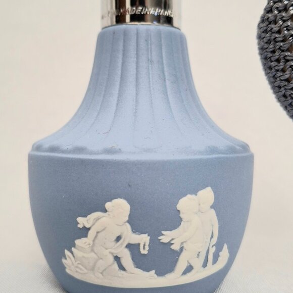 Vintage Wedgwood Jasperware Cupid Perfume Atomizer - Picture 2 of 7